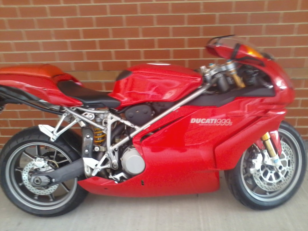 2002 Ducati 999s