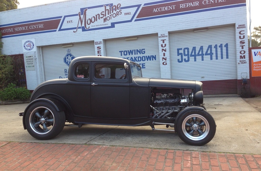 1932 Ford 5 Window Coupe