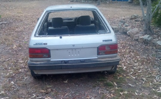 1986 Mazda 323