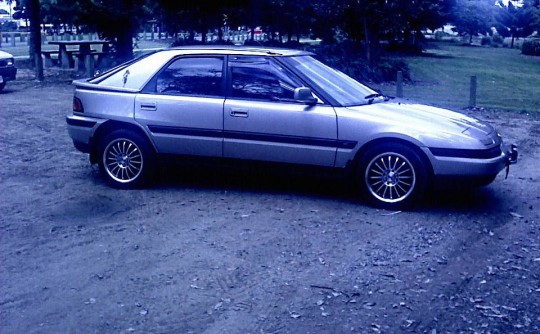 1993 Mazda 323 Astina