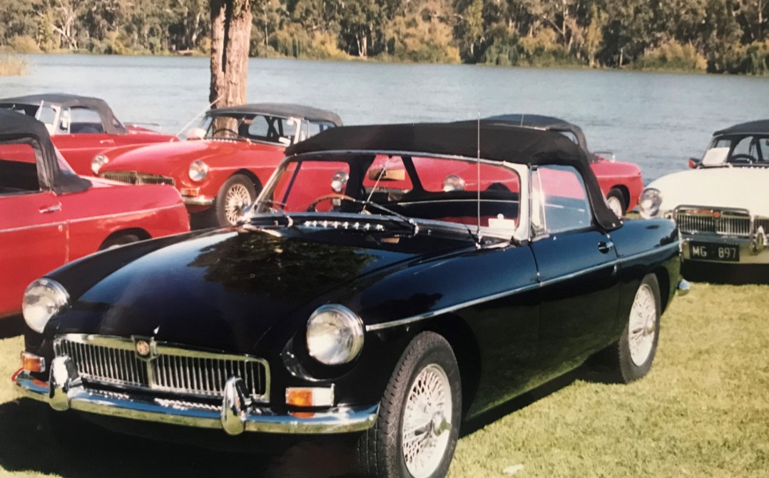 1963 MG B