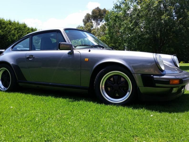 1986 Porsche 911 CARRERA