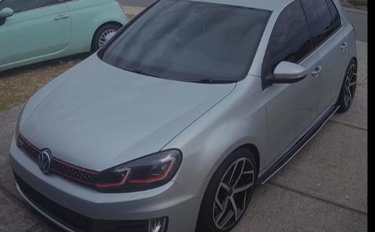 2010 Volkswagen GOLF GTi