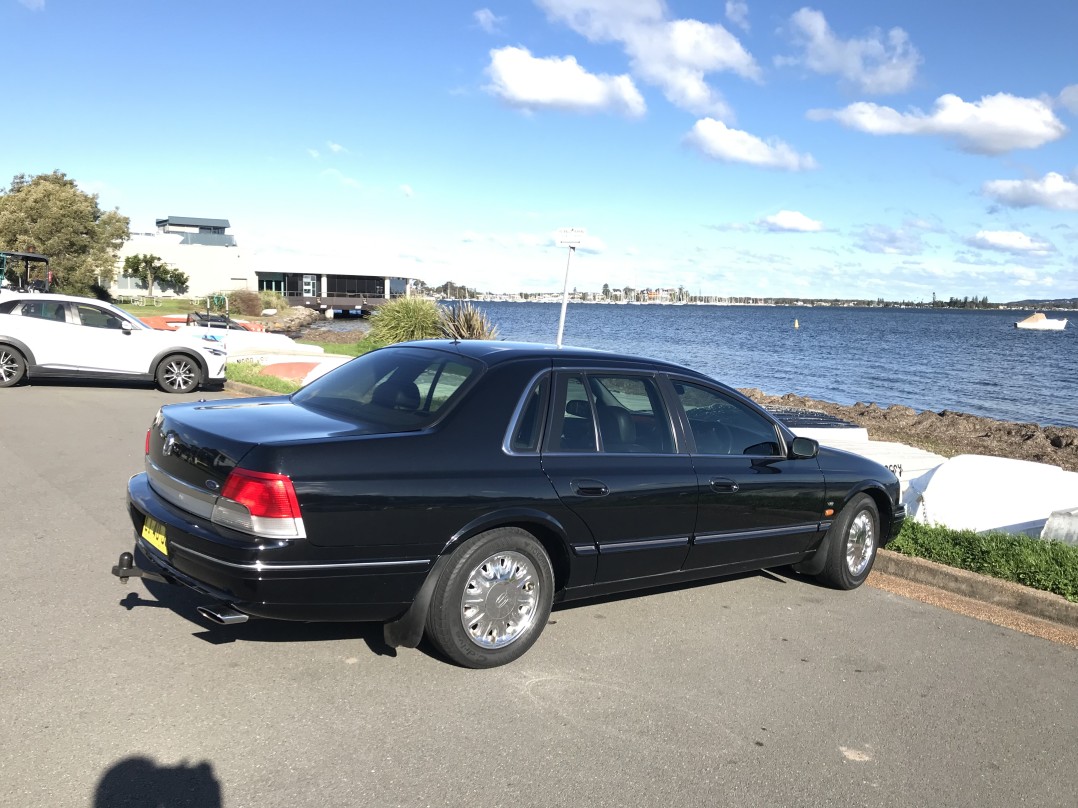 2000 Ford AU2 Fairlane Ghia V8 5.0Ltr - LTD upgrade optioned