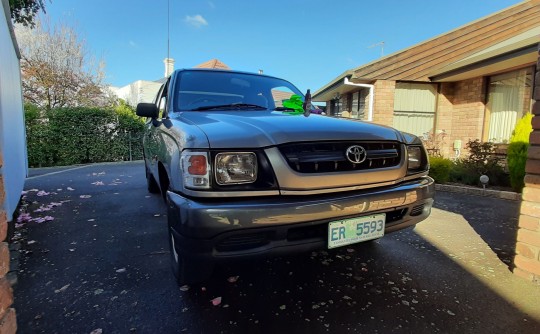 2003 Toyota HILUX