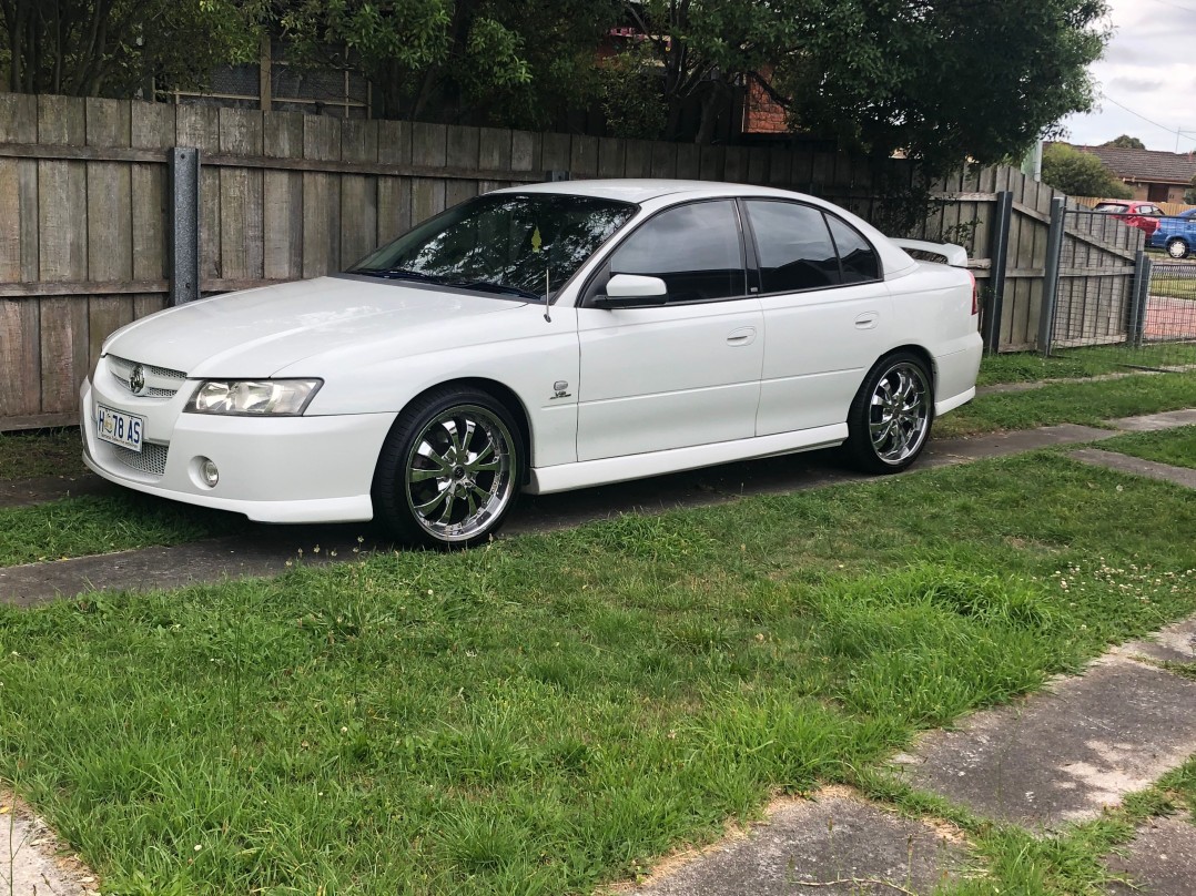 2004 Holden 2004 alloy tech 190KW