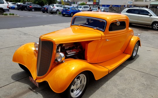 1934 Ford Deuce coupe