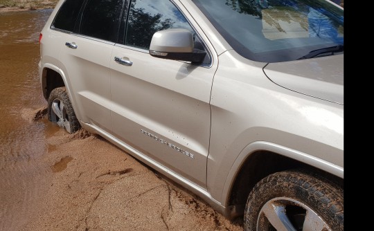 2014 Jeep GRAND CHEROKEE OVERLAND (4x4)