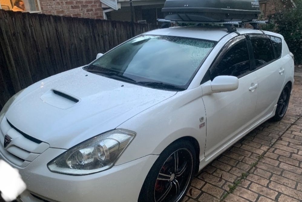 2005 Toyota CALDINA ST-246W