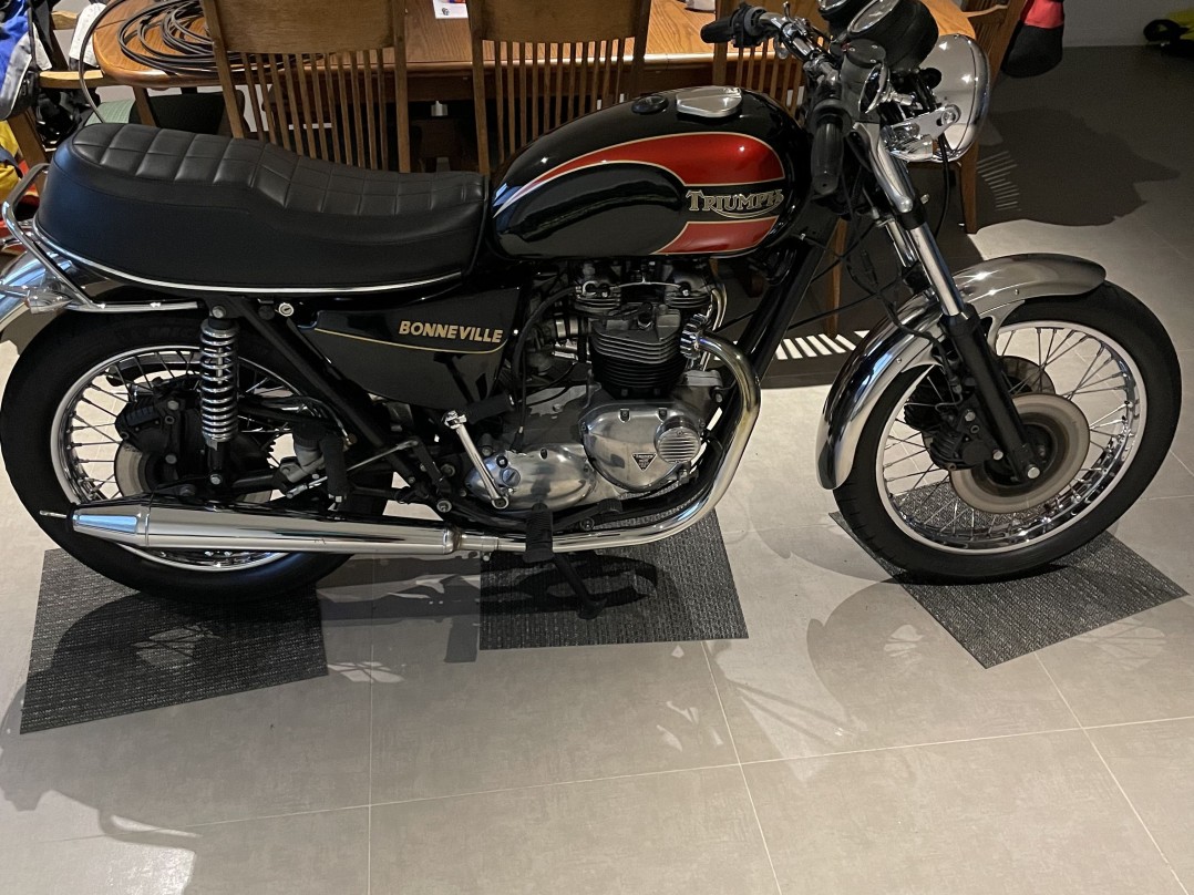 1985 Triumph Harris Bonneville