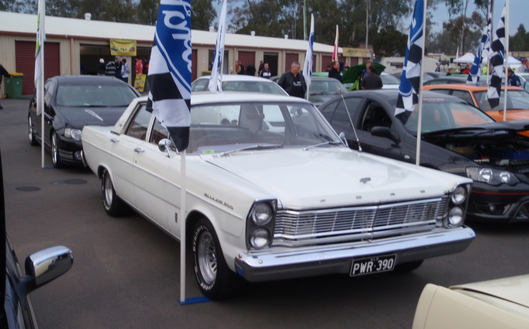 1965 Ford GALAXIE 500