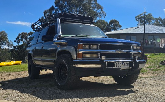 1998 Holden SUBURBAN 2500 LT (4x4)