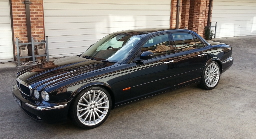 2005 Jaguar XJR 4.2 SUPERCHARGED