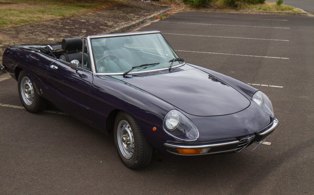 1976 Alfa Romeo SPIDER 2000 VELOCE
