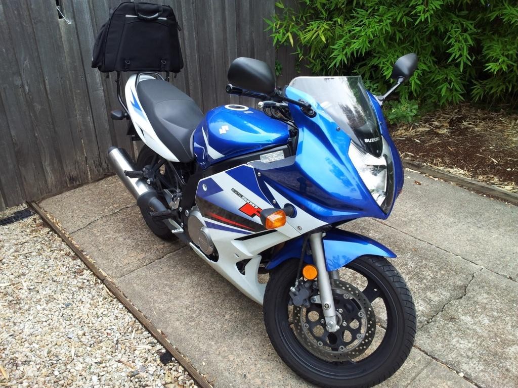 2010 Suzuki 487cc GS500F (FULL FAIRING)