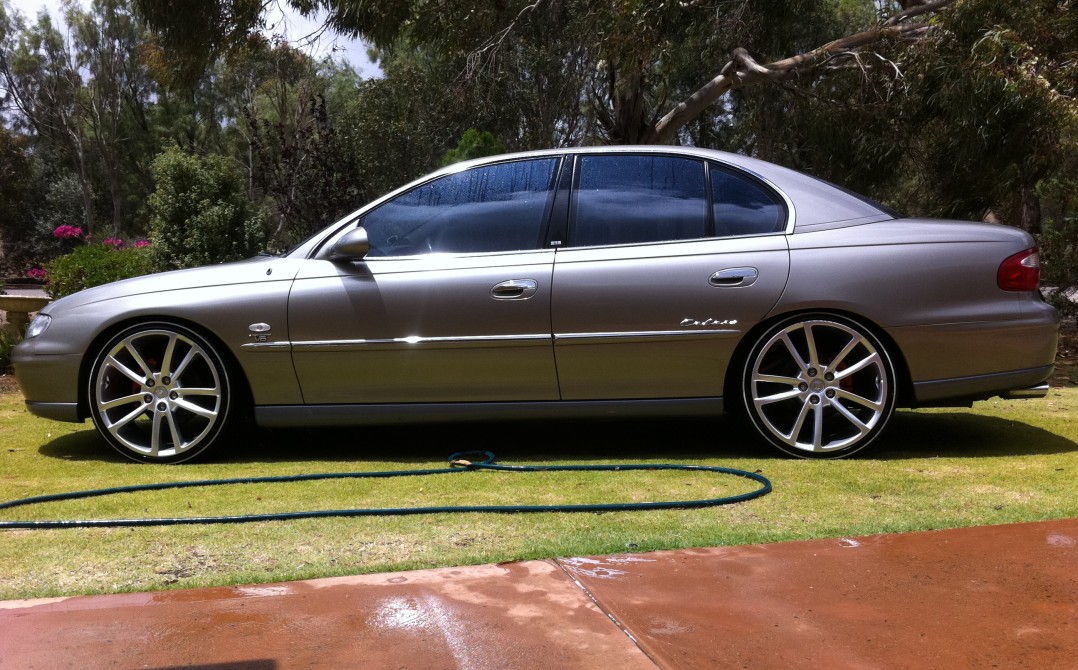 Holden vx supercharged v6