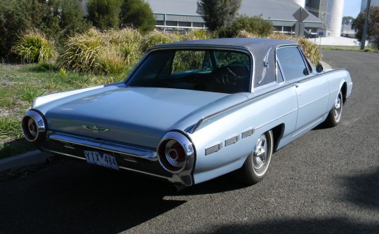 1962 Ford Thunderbird