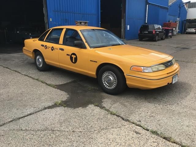 1996 Ford Crown Victoria