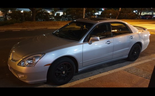 2005 Mitsubishi MAGNA AWD