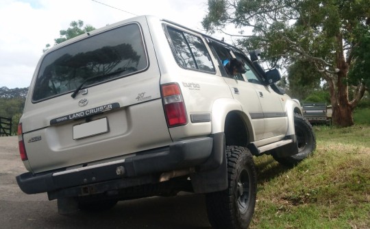 1997 Toyota LANDCRUISER (4x4)