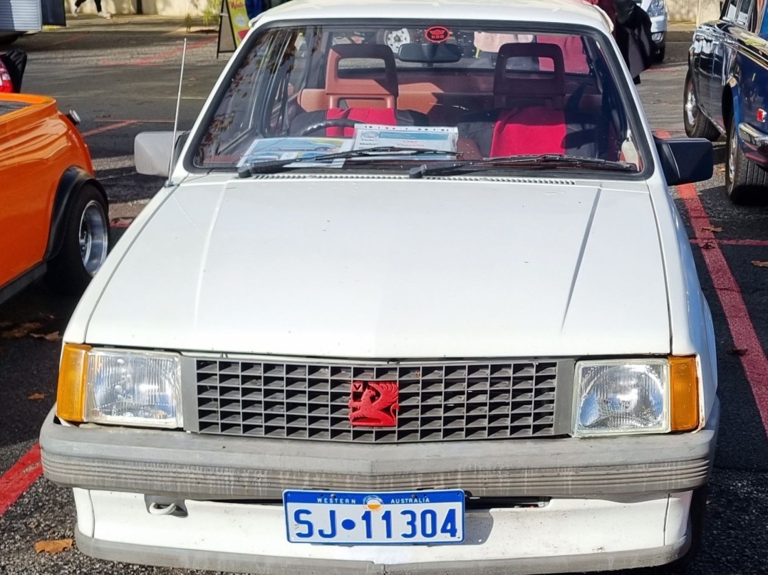 1985 Vauxhall Nova