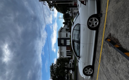 2004 Holden COMMODORE