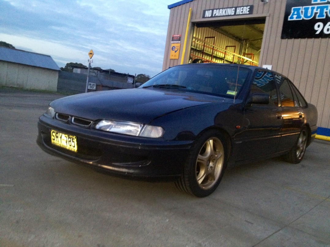 1993 Holden COMMODORE EXECUTIVE