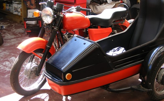 1949 Jawa Outfit