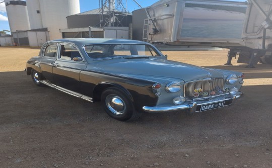 1958 Rover p4