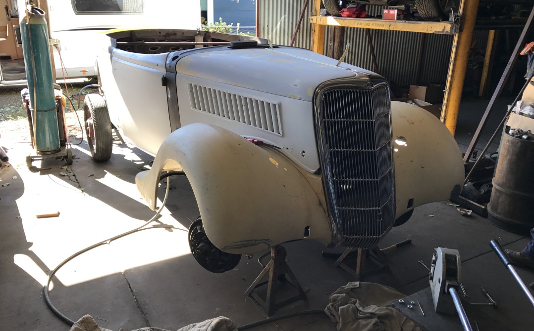 1935 Ford V8 roadster