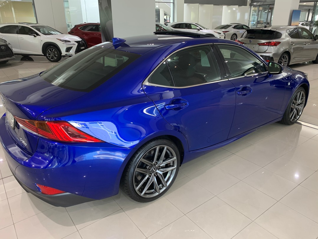 2019 Lexus IS 350 F sport