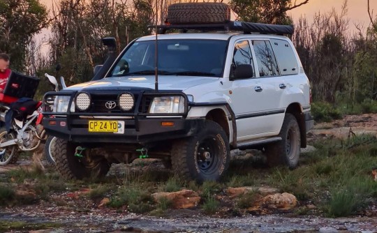 1998 Toyota LANDCRUISER (4x4) 6 SEAT