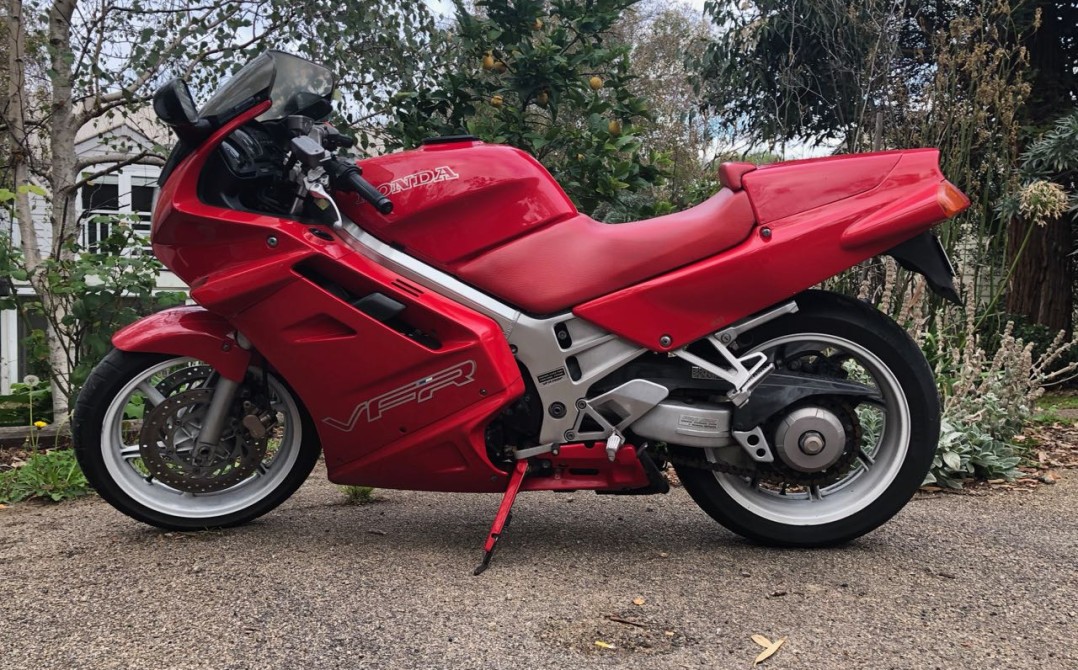 1993 Honda 748cc VFR750F
