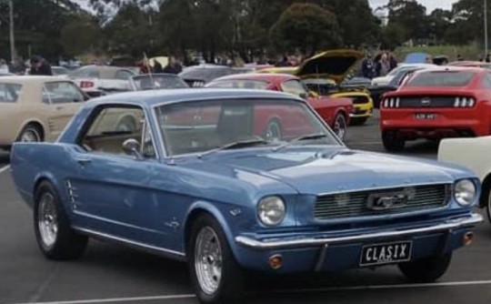 1966 Ford MUSTANG