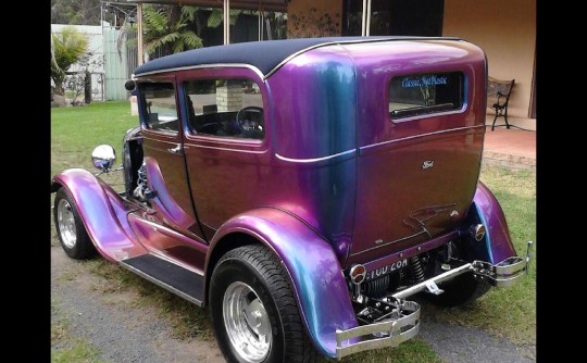 1928 Ford tudor