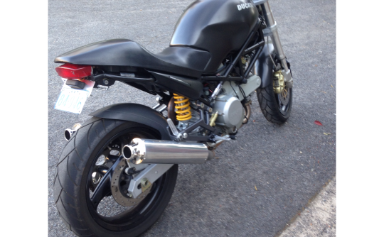 2005 Ducati monster 620i