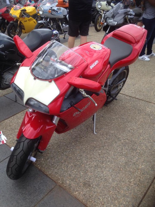 2003 Ducati 748 superbike