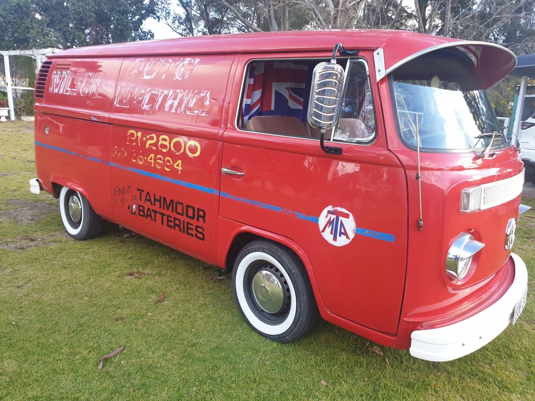 1974 Volkswagen T2 Kombi