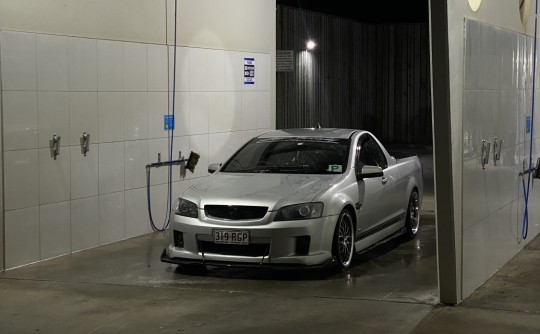 2010 Holden COMMODORE