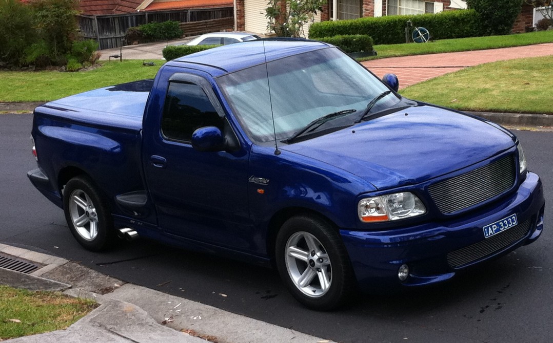 2003 Ford svt150 lightning