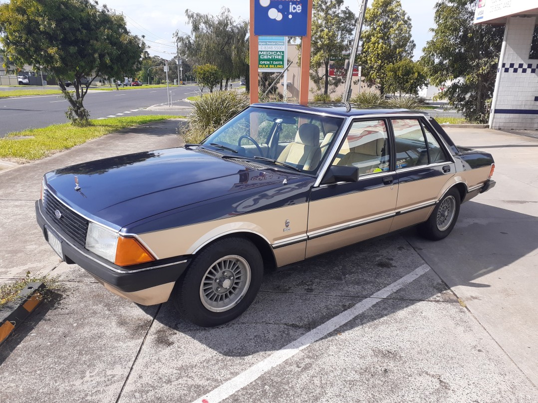 1982 Ford XD GHIA SPORTMAN