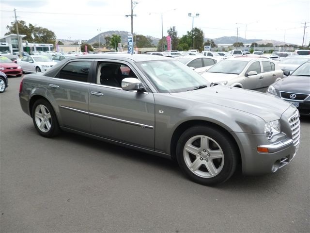 2010 Chrysler 300C 5.7 HEMI V8