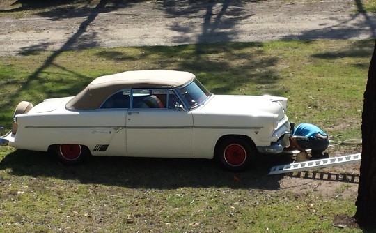 1954 Ford Customline, Crestline, Sunliner