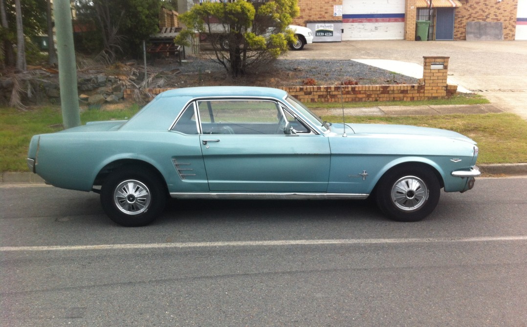1966 Ford MUSTANG