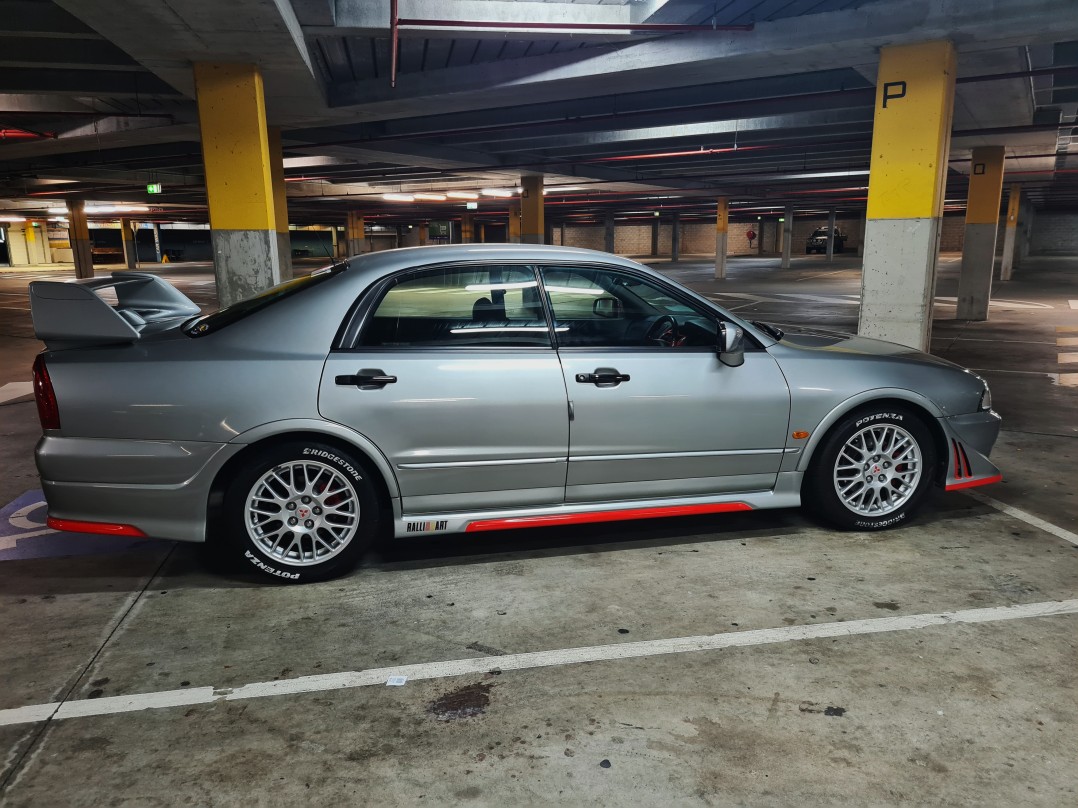 2002 Mitsubishi Magna Ralliart