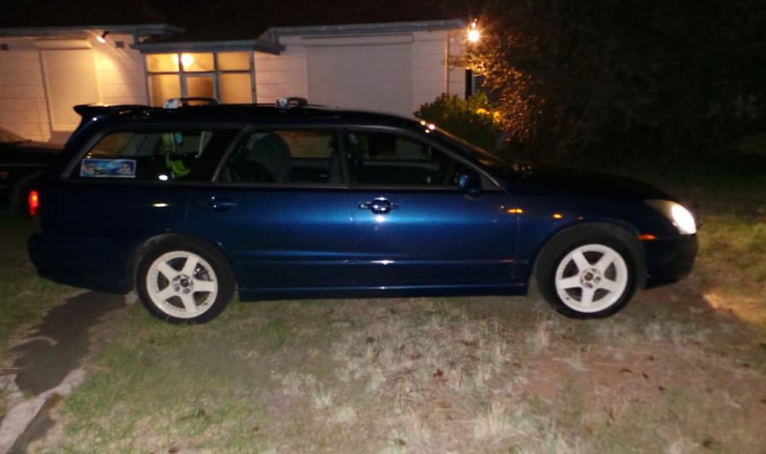 2003 Mitsubishi Magna VR