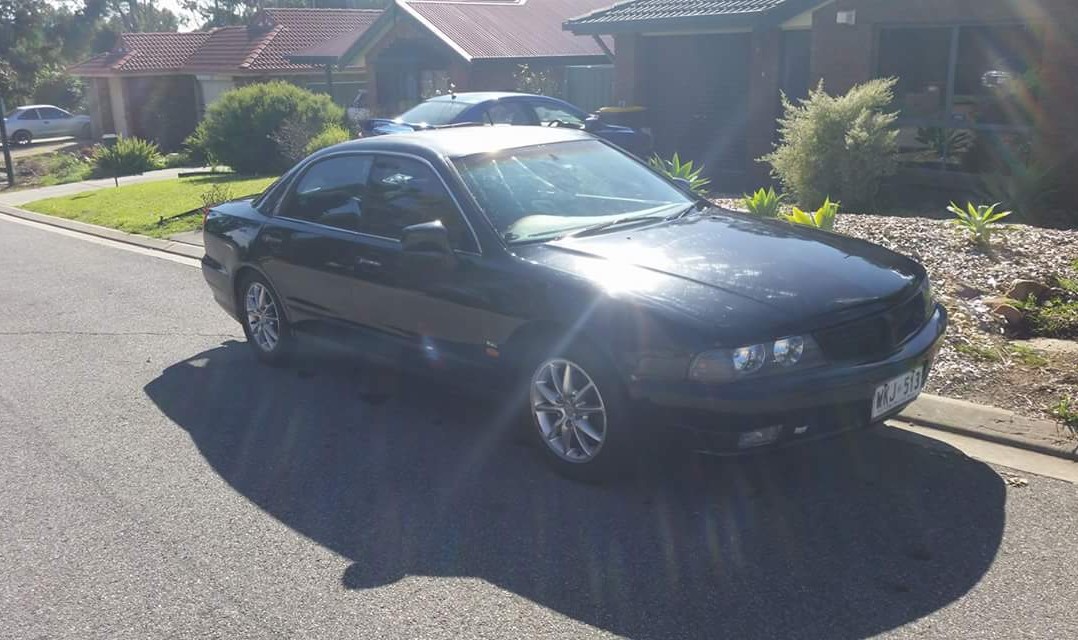 2000 Mitsubishi TH Magna Sports