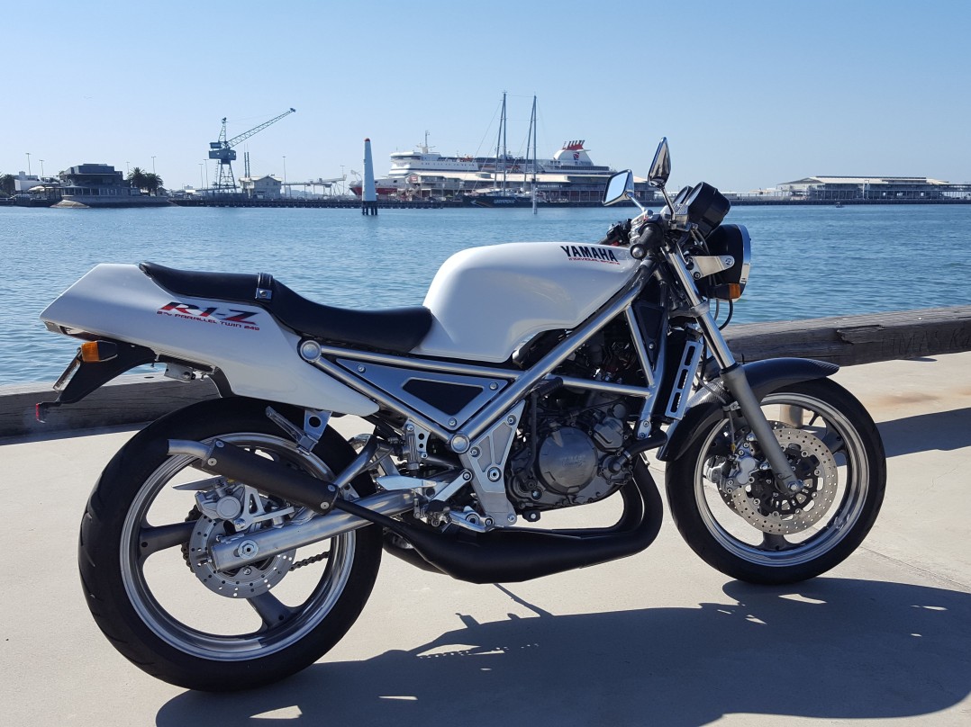 1991 Yamaha R1-Z