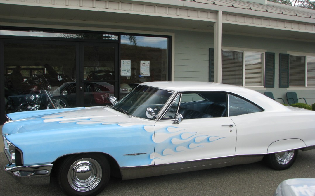 1965 Pontiac bonneville