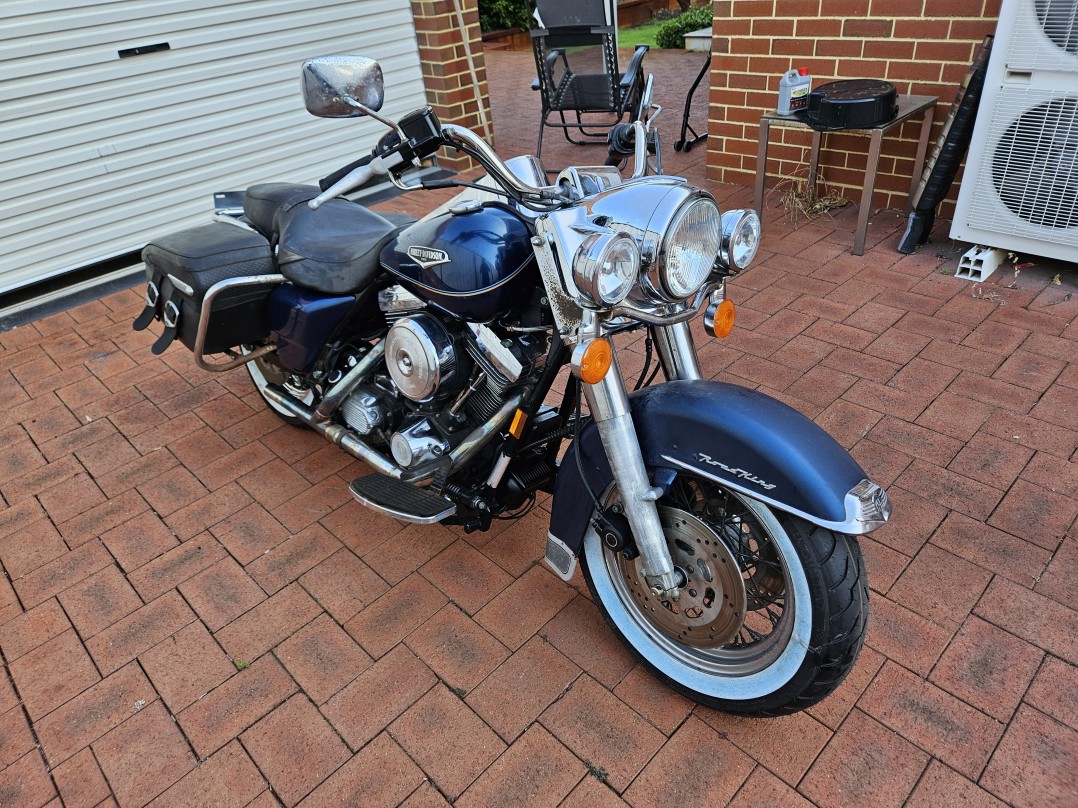 1998 Harley-Davidson 1340cc FLHRCI ROAD KING CLASSIC